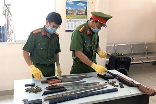 Những căn cứ đề xuất bổ sung dao có tính sát thương cao vào nhóm vũ khí thô sơ