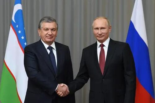 Tổng thống Nga Putin thăm Uzbekistan