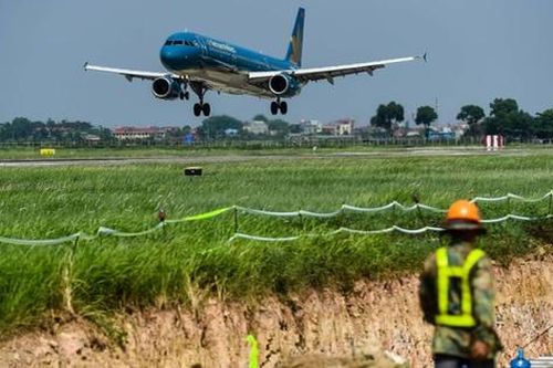 Sân bay thứ hai của Hà Nội nên xây ở đâu?