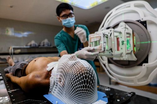 Cận cảnh xạ trị ung thư ở TP.HCM