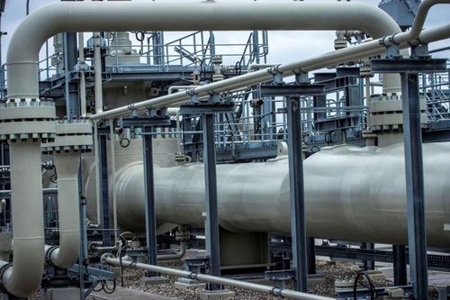 Giá xăng dầu hôm nay 27/5: sắc xanh kéo dài