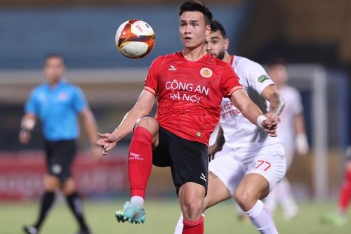 Bóng đá Việt Nam nhìn từ V-League: Chẳng biết đâu mà lần