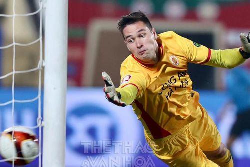 Filip Nguyễn mắc sai lầm liên tiếp, điểm yếu đáng lo của thủ môn Việt kiều được tiết lộ