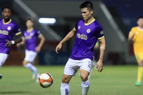 CLB Hà Nội trở lại đường đua vô địch V-League ngoạn mục