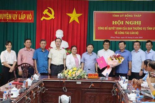 Chỉ định Phó Chánh Văn phòng giữ chức Phó Bí thư Huyện ủy