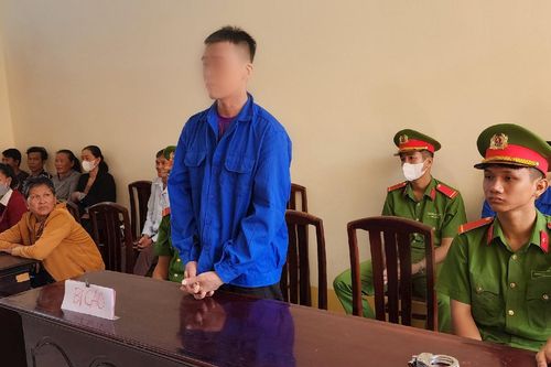 Lãnh 17 năm tù vì đâm bạn cùng đi biển tử vong
