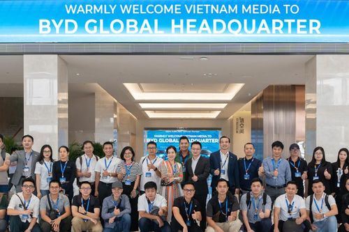 Đoàn truyền thông Việt Nam đến thăm trụ sở chính BYD ở Trung Quốc