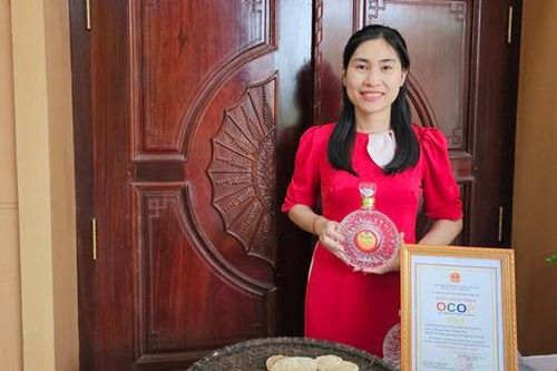 Thành công nhờ kết hợp nấu rượu truyền thống với vị thuốc bắc