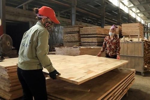 Vì sao năng suất lao động Việt xếp dưới trong khu vực?
