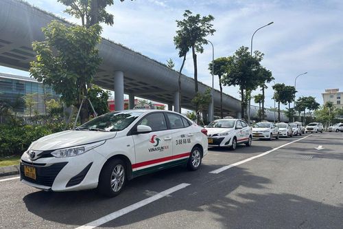 Vinasun Green Taxi giảm giá cước taxi, hỗ trợ khách hàng trong dịp cao điểm mùa hè 2024