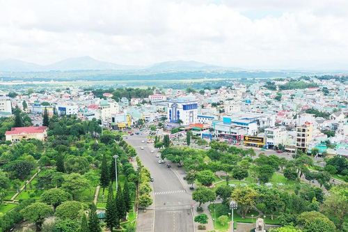 Pleiku đầu tư nguồn lực xây dựng phố xanh, hè thoáng