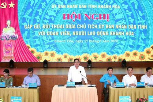 Lãnh đạo tỉnh Khánh Hòa đối thoại với đoàn viên, người lao động