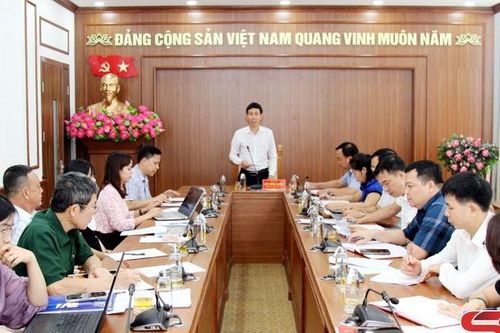 Đoàn giám sát của Ban Chỉ đạo tỉnh về thực hiện quy chế dân chủ ở cơ sở làm việc với Thành phố