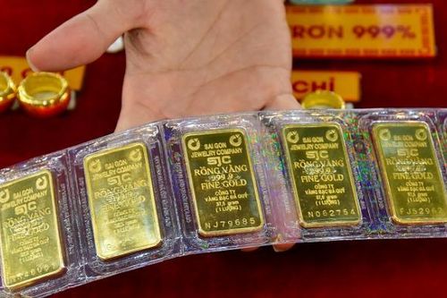 Ngân hàng Nhà nước dừng đấu thầu vàng miếng
