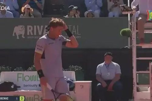Casper Ruud bất ngờ vô địch giải ATP Geneva