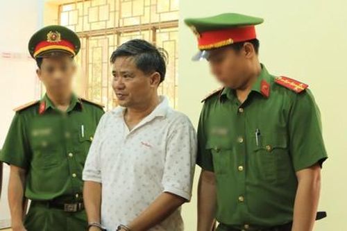 Bắt nguyên Phó Trưởng phòng Tài nguyên và Môi trường huyện Bù Gia Mập