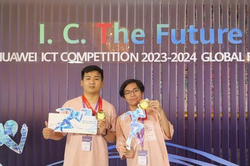 Sinh viên Việt Nam giành giải Ba cuộc thi toàn cầu Huawei ICT Competition 2023-2024