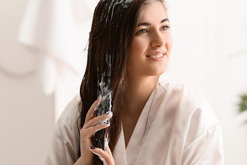 7 điều cần làm để trị gàu ngứa mùa nắng nóng