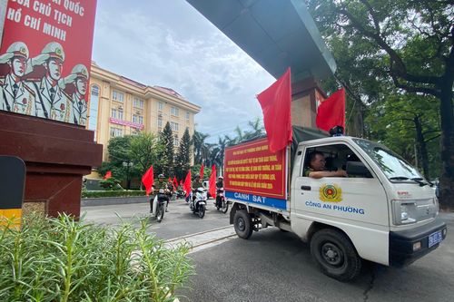 Công an quận Hoàng Mai ra quân giải quyết các 'điểm nóng' trên địa bàn