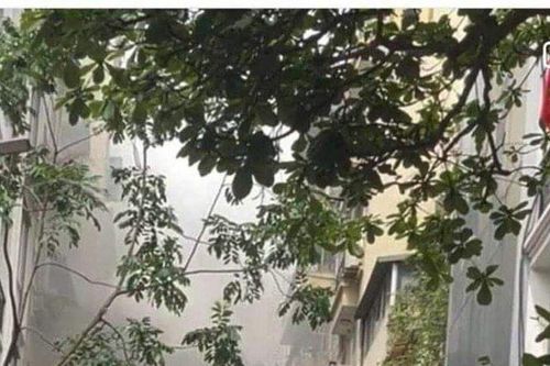 Cháy quán lẩu ở phố cổ Hà Nội