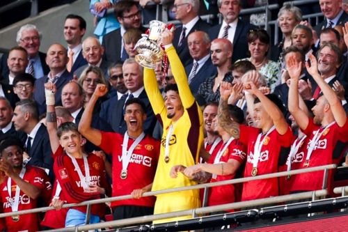 Khác biệt giữa MU và Arsenal khi vô địch FA Cup
