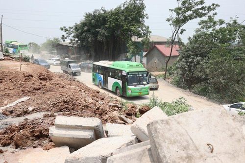 Tại huyện Phúc Thọ: Thi công đường tỉnh 421 gây mất an toàn giao thông