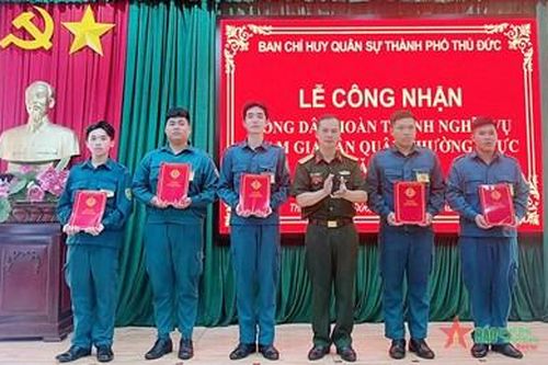 Người cán bộ tham mưu gương mẫu, trách nhiệm