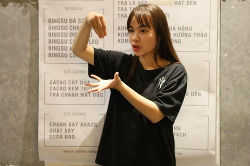 Mở rộng cánh cửa việc làm với nhóm 'người điếc'