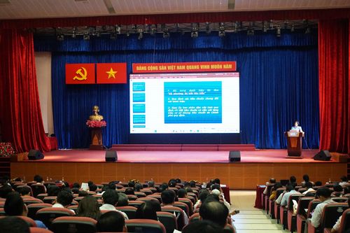 Tập huấn công tác thi đua, khen thưởng khối các sở GD&ĐT