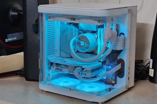 Ưu và nhược điểm khi sử dụng case PC kiểu 'bể cá'