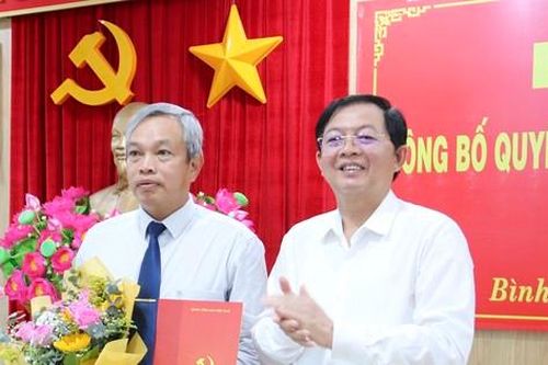 Công bố quyết định của Ban Bí thư về công tác cán bộ ở Bình Định