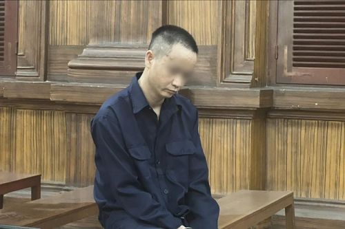 Đâm hàng xóm tử vong vì nói xấu mẹ mình