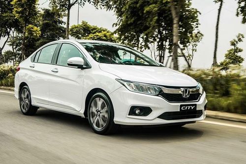 Những mẫu ô tô cũ đời cao giá chỉ 300 triệu đồng, phù hợp với người mua lần đầu