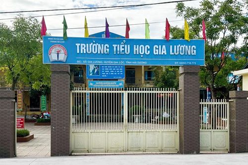 Vụ 'học sinh lớp 1 không được ăn liên hoan': Người mẹ lên tiếng