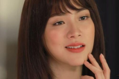 Đêm khuya, chồng cũ bỗng tìm đến tận nhà rồi quỳ xuống van xin tôi giúp anh một việc đê hèn khiến tôi khinh thường