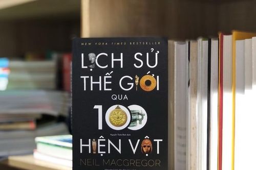 Nhìn lại thế giới qua 100 giao điểm của thời gian