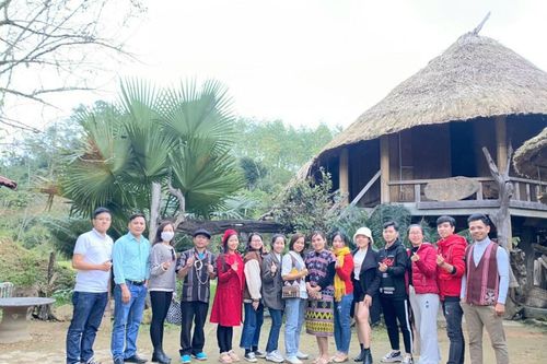 Thừa Thiên Huế: Phát triển du lịch tạo sinh kế cho đồng bào dân tộc thiểu số