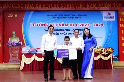 PC Quảng Trị: Trao giải 'Học sinh với kiến thức sử dụng điện An toàn - Tiết kiệm - Hiệu quả'