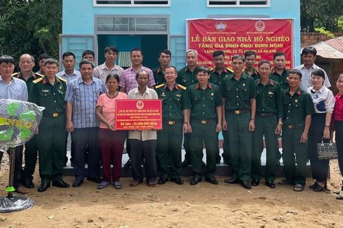 An Khê bàn giao 3 căn nhà 'Đại đoàn kết' và hỗ trợ sửa chữa 5 căn nhà cho các hộ nghèo, cận nghèo