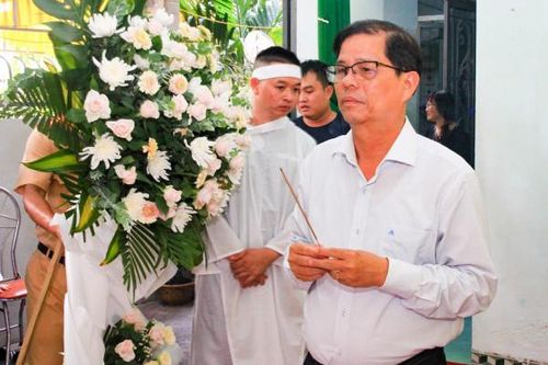 Lãnh đạo tỉnh và Công an tỉnh viếng, chia buồn với gia đình Trung tá Phan Trần Anh Phương