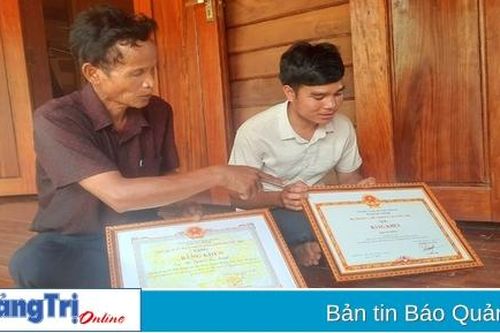 Ăm Neng - 'bóng cả' ở thôn Vầng