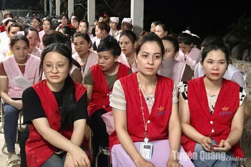 220 công nhân, lao động được tuyên truyền phân loại, xử lý rác thải