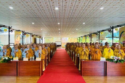 Sóc Trăng: Tổng khai giảng khóa An cư kiết hạ cho 250 hành giả Tăng và Ni