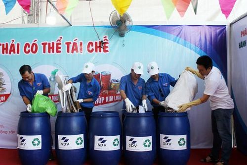 Đồng Nai: Đổi chất thải tái chế, chất thải nguy hại để lấy quà