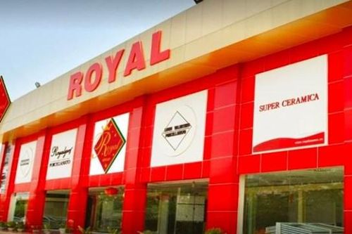 Royal Invest JSC (RYG) nộp hồ sơ niêm yết 45 triệu cổ phiếu trên sàn HOSE