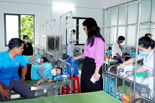 71 công nhân ở Nghệ An nghi ngộ độc sau bữa ăn trưa