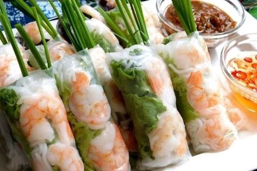 Cách làm gỏi cuốn tôm thịt thanh mát cho ngày hè