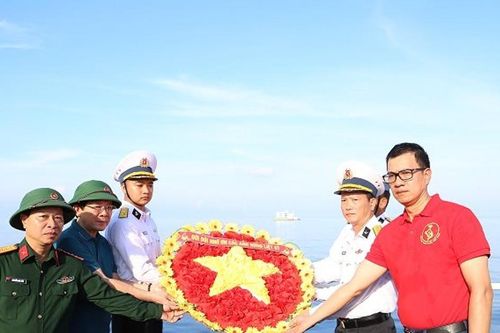 Đoàn công tác UBTƯ MTTQ Việt Nam hoàn thành chuyến thăm huyện đảo Trường Sa
