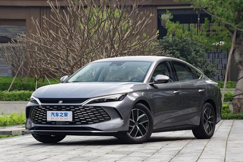 BYD Qin L - xe lai xăng điện có phạm vi hoạt động 2.100 km