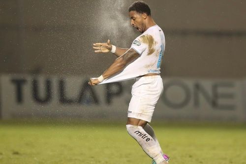 Rafaelson một mình 'gánh' Thép Xanh Nam Định